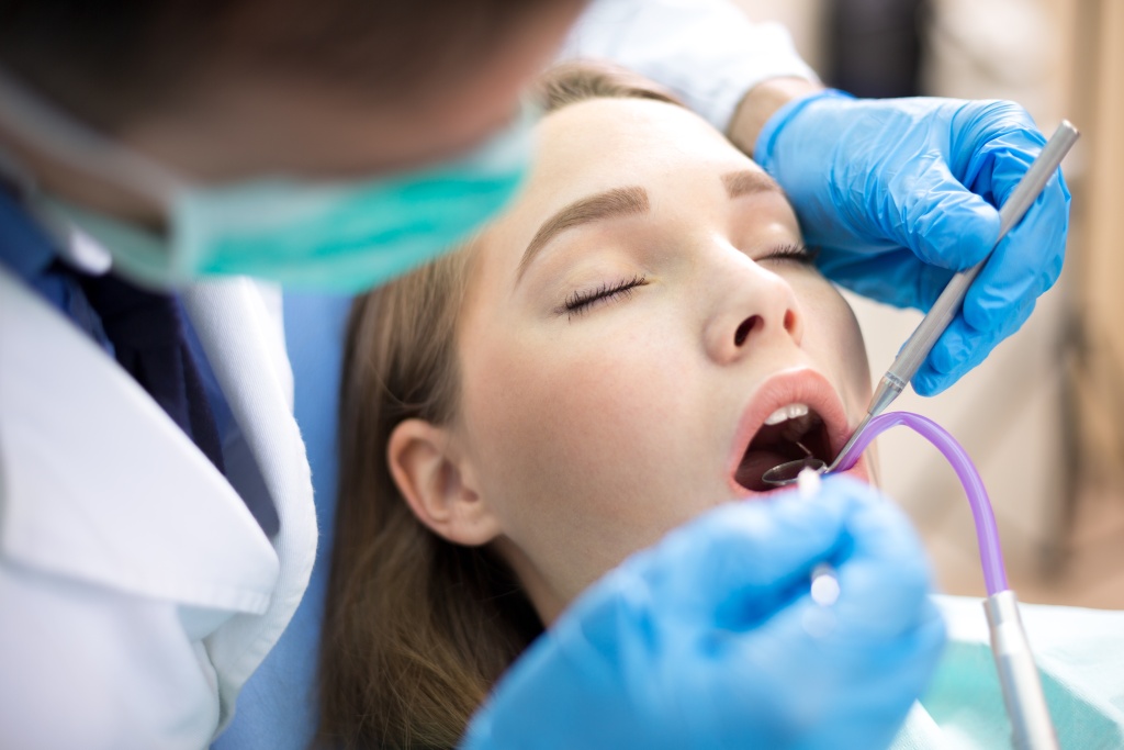 как проходит лечение зубов во сне у взрослых